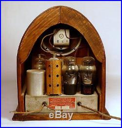 Vintage 1934 Detrola Model 4D Cathedral Table Radio