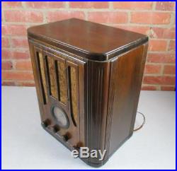 Vintage 1934 RCA Tombstone Tube Radio Model 118