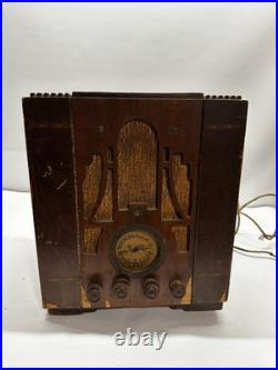 Vintage 1935 Atwater Kent 145 Tombstone AM/SW1/SW2 Super Heterodyne Tube Radio