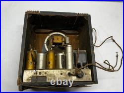 Vintage 1935 Atwater Kent 145 Tombstone AM/SW1/SW2 Super Heterodyne Tube Radio