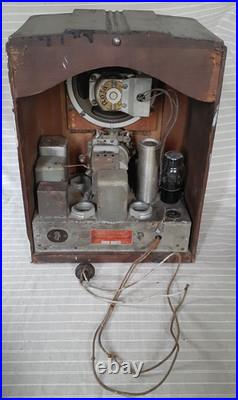 Vintage 1935 Detrola model 5B Tombstone 3-Band AM/SW Radio 5-Tube 550kHz 16MHz