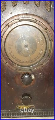 Vintage 1935 Detrola model 5B Tombstone 3-Band AM/SW Radio 5-Tube 550kHz 16MHz