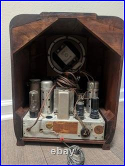 Vintage 1935 Silvertone Model 1904 Tombstone Radio