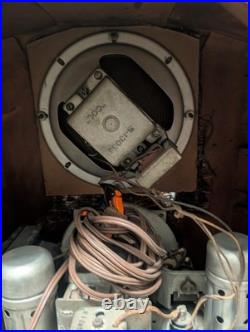 Vintage 1935 Silvertone Model 1904 Tombstone Radio