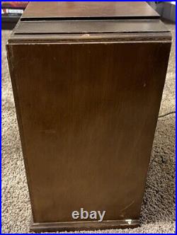 Vintage 1935 Silvertone Model 1904 Tombstone Radio, Powers On, Hums