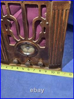 Vintage 1936 Coronado 575 Wood Tombstone Tube Radio Art Deco Airplane Dial