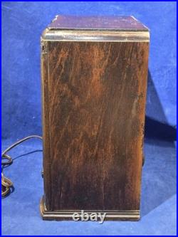 Vintage 1936 Coronado 575 Wood Tombstone Tube Radio Art Deco Airplane Dial