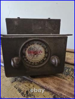Vintage 1937 Crosley Fiver Roamio A-157 Car Radio Tube Original Knobs Works