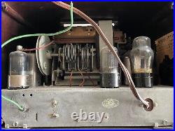 Vintage 1939 / 1940 Crosley Tube Radio Model 719A