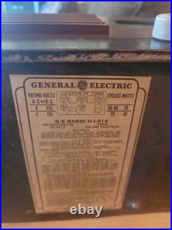 Vintage 1939 GE Model HJ514 AM 5 Tube Radio Ingraham Cabinet Very Clean Works