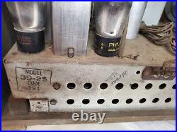 Vintage 1939 Philco Model 39-25 Tube AM Radio