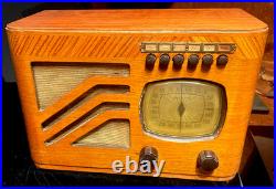 Vintage 1939 Philco Tube AM Radio Model 39-7 Antique Wood Art Deco