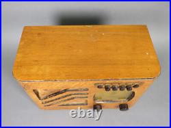 Vintage 1939 Philco Tube AM Radio Model 39-7 Antique Wood Art Deco
