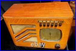 Vintage 1939 Philco Tube AM Radio Model 39-7 Antique Wood Art Deco