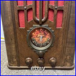Vintage 1939 Zenith Large Art Deco Wooden Tombstone AC Tube Radio All Bands