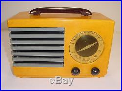 Vintage 1940 Emerson 400 Aristocrat Butterscotch & Gray Catalin Tube Radio Works