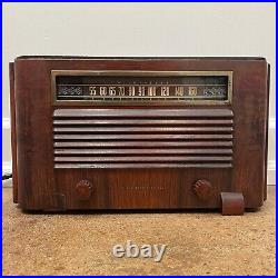 Vintage 1940 General Electric GE J-53 AM Tube Radio Wooden Tabletop Receiver VGC