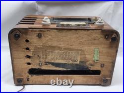 Vintage 1940 Zenith 6-S-439 Tube Radio Chassis 5678 Art Deco Wood WORKS