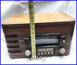 Vintage 1940 Zenith 6-S-439 Tube Radio Chassis 5678 Art Deco Wood WORKS