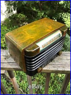 Vintage 1940's Bendix Catalin Radio 546 C Green and Orange Rare