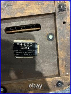 Vintage 1940's Philco 40-125 Wood Case Tabletop Tube Radio AM (READ)