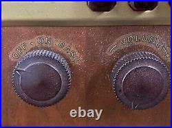 Vintage 1940's Philco 40-155 Large Tube Radio