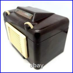 Vintage 1940's Setchell Carlson 408 Frog Eyes AM Bakelite 2 Tone Tube Radio