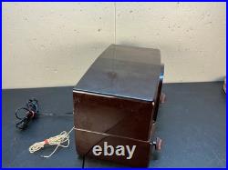 Vintage 1940's TUBED Zenith Bakelite Am Fm Table Radio Working