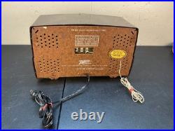 Vintage 1940's TUBED Zenith Bakelite Am Fm Table Radio Working
