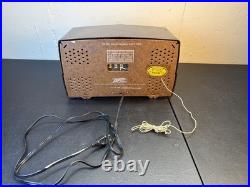 Vintage 1940's TUBED Zenith Bakelite Am Fm Table Radio Working