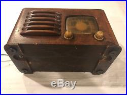 Vintage 1940's Zenith Wood Toaster Tube Radio WORKING