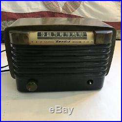 Vintage 1940s Bendix 526C Bakelite Catalin Jadeite Art Deco Electric Radio