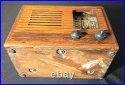 Vintage 1940s Emerson Wood Tube Radio Art Deco Dial Carry Handle UNTESTED AS-IS