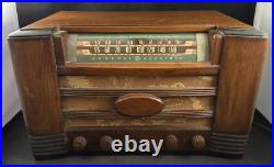 Vintage 1940s General Electric L-641 Wood Table Tube Radio Made in USA