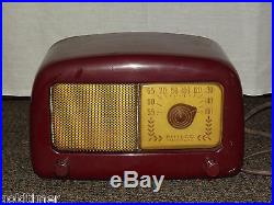 Vintage 1940s Philco Transitone Table Top Radio Model 48-225