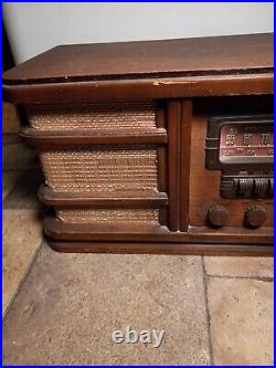 Vintage 1940s Stewart Warner Table Top Tube Radio Model 62T16(Works!)