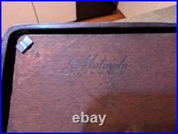 Vintage 1940s White Tube Radio Motorola 6X11U Painted Bakelite WORKS See VIDEO