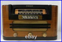 Vintage 1941/42 Philco Model 42-327T Working Tabletop Radio Nice