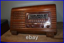 Vintage 1941 Philco 41-250 AM/SW Wood Case Tube Radio WORKS GREAT/SEE VIDEO