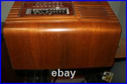 Vintage 1941 Philco 41-250 AM/SW Wood Case Tube Radio WORKS GREAT/SEE VIDEO