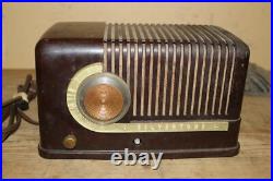 Vintage 1941 Silvertone Candy Cane 7024 Tube Radio Bakelite Case