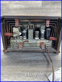 Vintage 1942 PHILCO Model 42-322 AM/SW Wood Cabinet Tube Radio With Paperwork