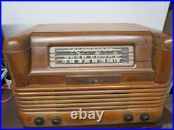 Vintage 1942 Philco 42-350 7 Tube Radio