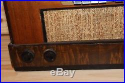 Vintage 1942 Philco Model 42-345 Wood Case Tube Radio Working