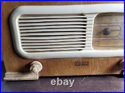 Vintage 1942 Philco Transitone Wood Radio Model No. 42-PT95, Tested Working