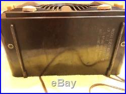 Vintage 1942 Zenith 6D015 bakelite tube radio orig. ART DECO