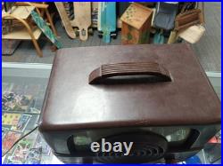 Vintage 1942 Zenith 6-D-614 Darth Vader Brown Bakelite Tube Radio Working AM