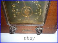 Vintage 1942 Zenith AM tube Radio and Phonograph Player Works free shipping