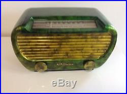 Vintage 1945 RCA Victor Art Deco Green /Gold Bakelite/Catalin Radio