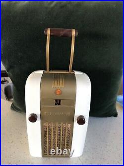 Vintage 1945 Westinghouse Little Jewel AM Radio NOS EXCELLENT WORKING CONDITION